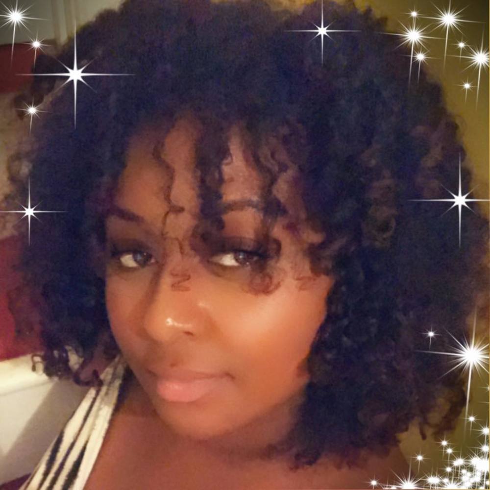 Meet your Posher, Chelsia